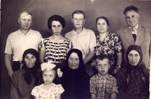 Family Prigoran 1964.jpg